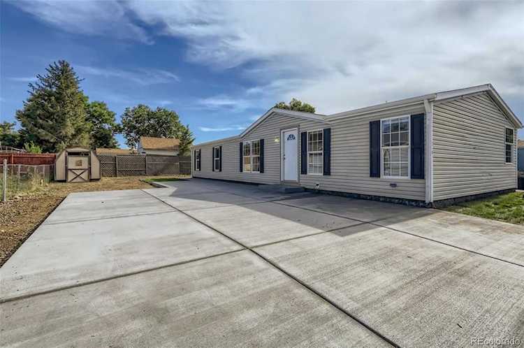 1213 Macdee Ct Dacono, CO 80514