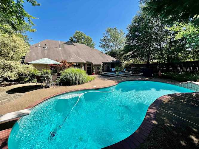 8451 Wolf Trace Ln Bartlett, TN 38133