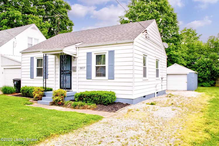 3807 Kahlert Ave Louisville, KY 40215 | MLS 1612278 Photo 1