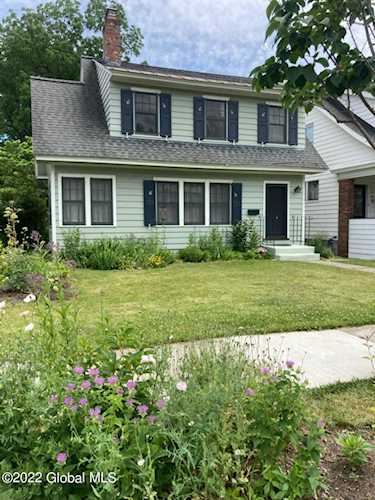 28 Ramsey Place Albany, NY 12208 | MLS 202220880 Photo 1