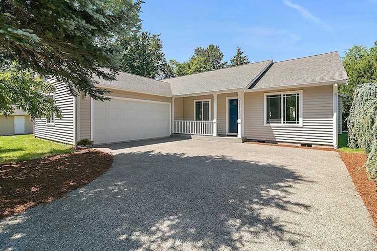 21103 11th Ave S Des Moines, WA 98198