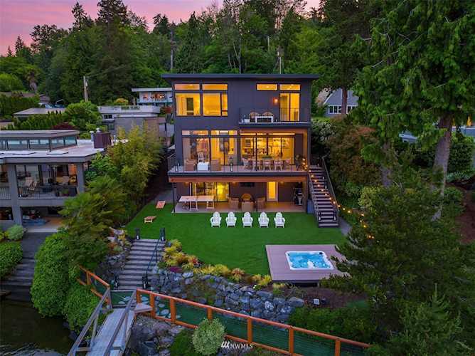 7464 E Mercer Way Mercer Island, WA 98040