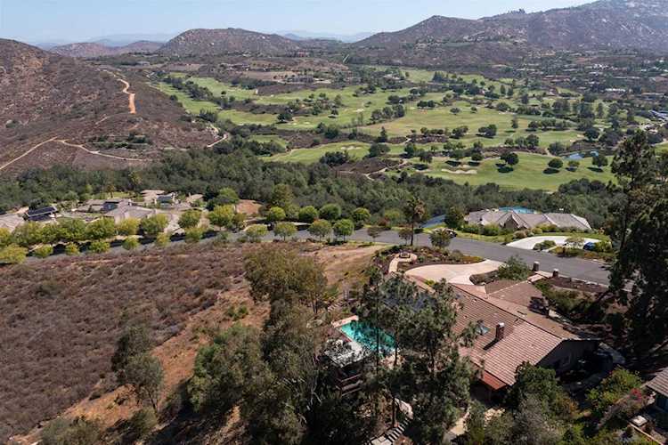 17758 Del Paso Dr Poway, CA 92064