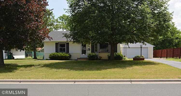 8507 Clinton Avenue S Bloomington, MN 55420