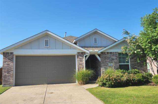 1732 Crescent Oak Street Wylie, TX 75098