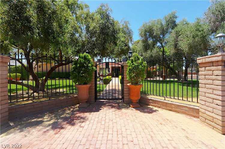 1200 Shadow Ln Las Vegas, NV 89102