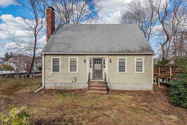 47 Hillcrest Road Weymouth, MA 02189