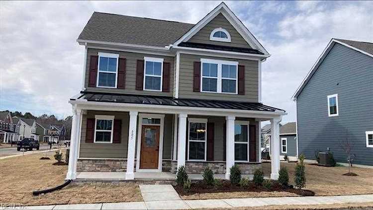 605 Foxfire Way Chesapeake, VA 23323