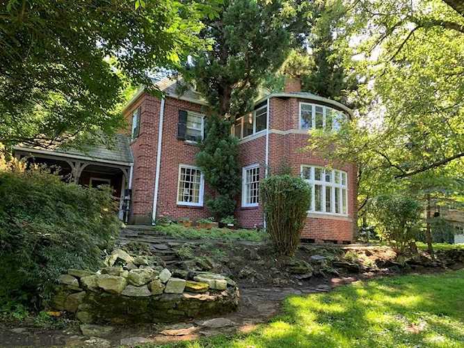 733 Mckee Street N State College, PA 16803