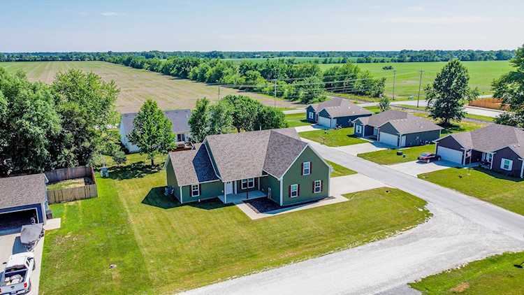 318 Campbell ST Centralia, MO 65240 | MLS 408162 Photo 1