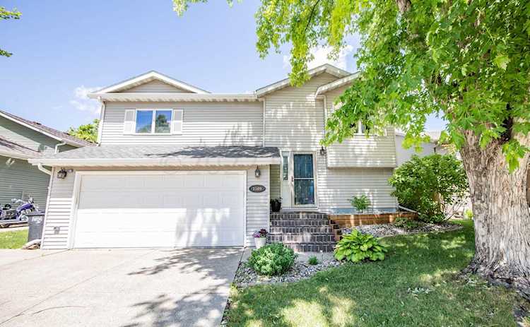 1509 29 Ave S Fargo, ND 58103