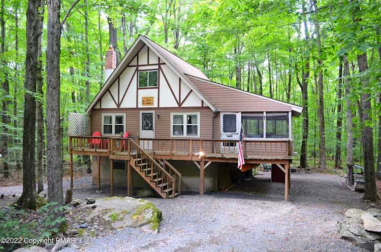 149 Minisink Dr Pocono Lake, PA 18347
