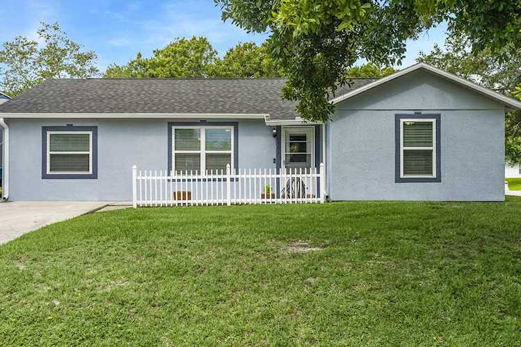 1501 Eastlake Lane Sebastian, FL 32958