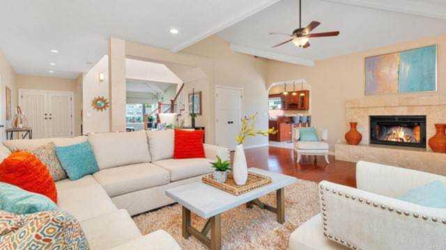 2724 Unicornio Street Carlsbad, CA 92009