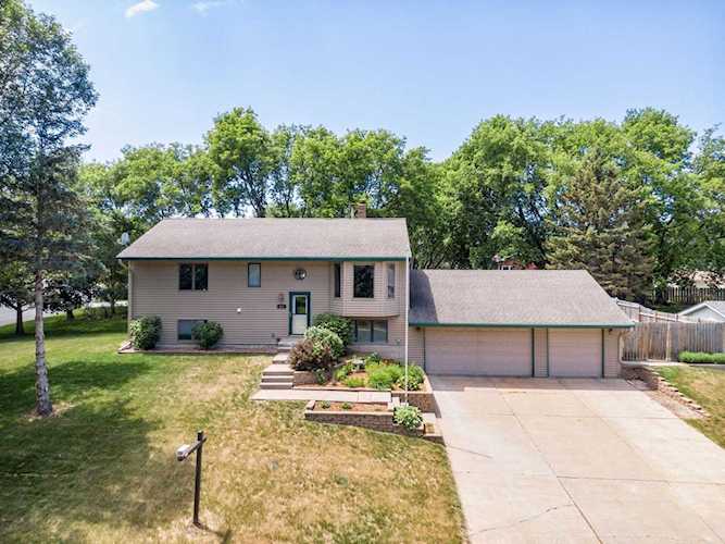 8181 Dawn Avenue Inver Grove Heights, MN 55076