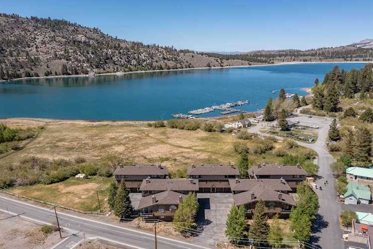 108 Knoll Edgewater #5 June Lake, CA 93529