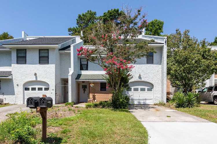 20 Meander Row Charleston, SC 29412