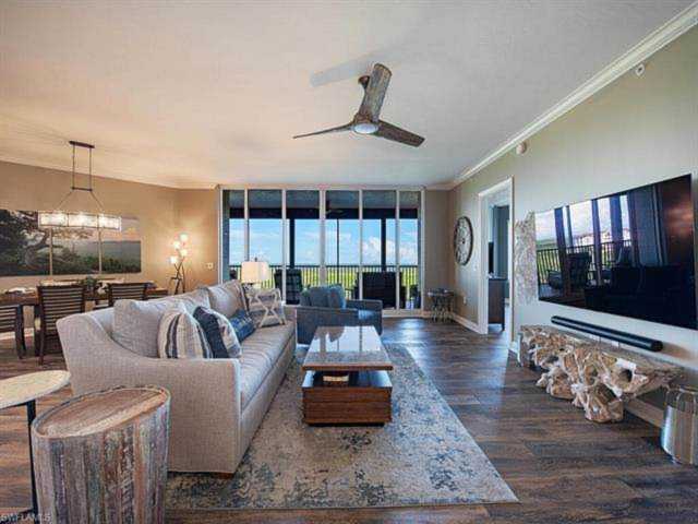 23850 Via Italia Cir #702 Estero, FL 34134