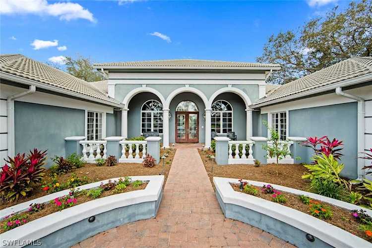 15524 Fiddlesticks Blvd Fort Myers, FL 33912