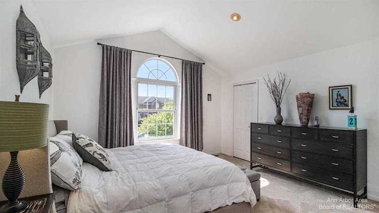 2576 Mystic Ann Arbor, MI 48103