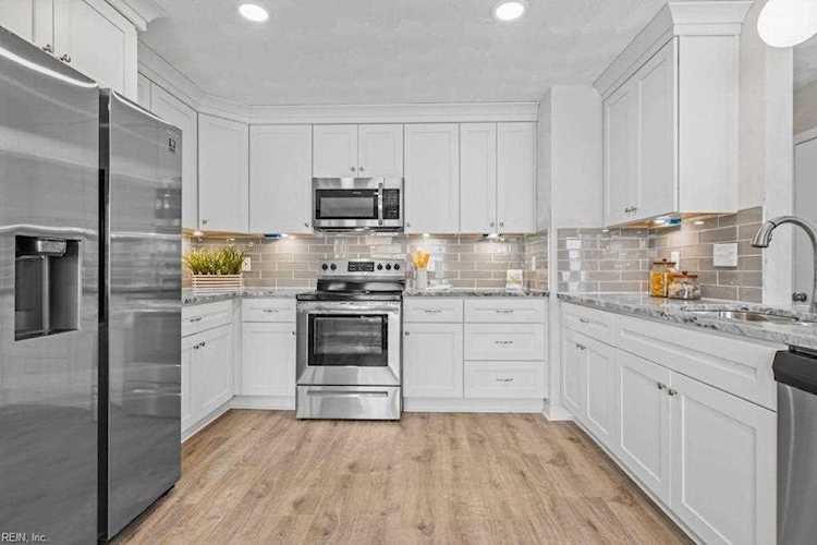 2116 Engle Ave Chesapeake, VA 23320