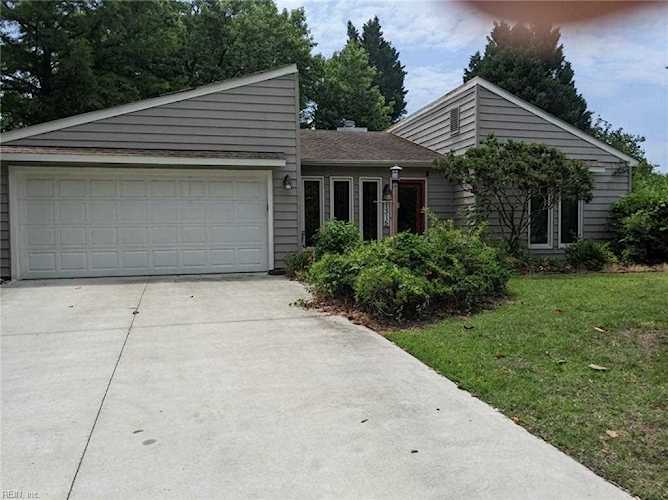 1315 Cypress Place Chesapeake, VA 23320