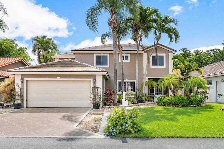 277 NW 48th Avenue Deerfield Beach, FL 33442