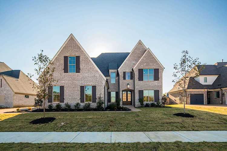 1193 Grackle DrCollierville - EastColliervilleZoned for Tara Oaks Elementary, West Collierville Middle, and Collierville High! Close to Oak Hill...Shelby10127815TNOak Hill38017home for sale$884,999 Photo 1