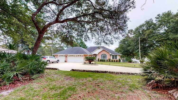 4679 Meadow Lake Drive Crestview, FL 32539