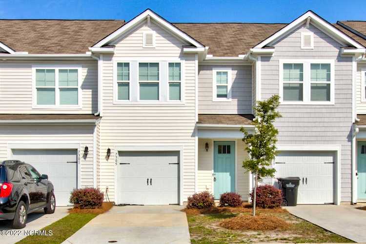 7305 Pamlico Court Wilmington, NC 28411
