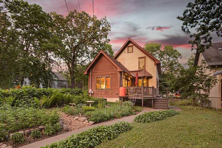 2428 32nd Avenue S Minneapolis, MN 55406 | MLS 6224509 Photo 1