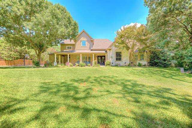 211 Dove Creek Mckinney, TX 75071
