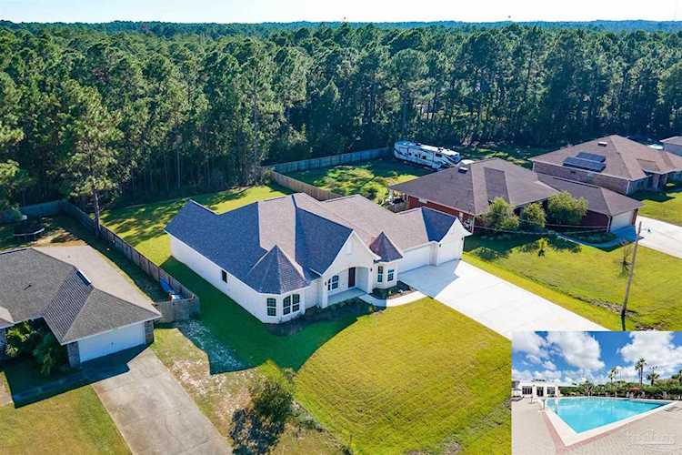 6565 Flintwood St Navarre, FL 32566
