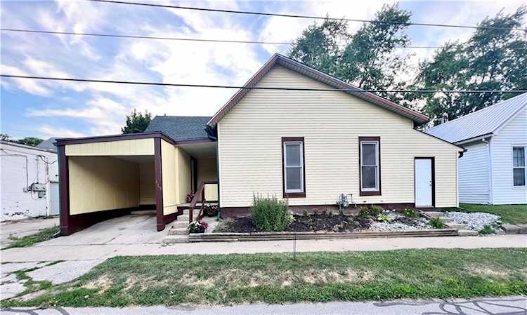 413 Wallace Ave Crawfordsville, IN 47933
