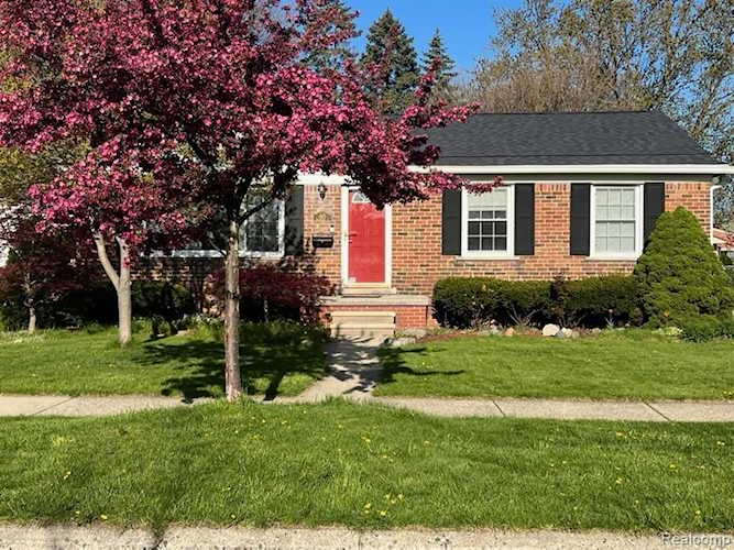9815 Brookfield St Livonia, MI 48150 | MLS 2220033712 Photo 1