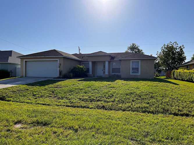 3373 SW Ludlow Street Port Saint Lucie, FL 34953 | MLS R10813732 Photo 1