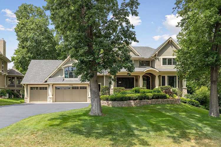 17502 Groveland Place Minnetonka, MN 55391