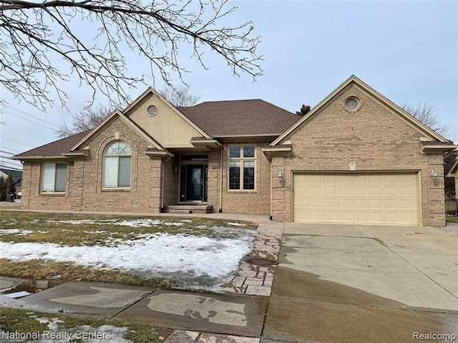 13639 Middlebury Shelby Twp, MI 48315 | MLS 2220022850 Photo 1