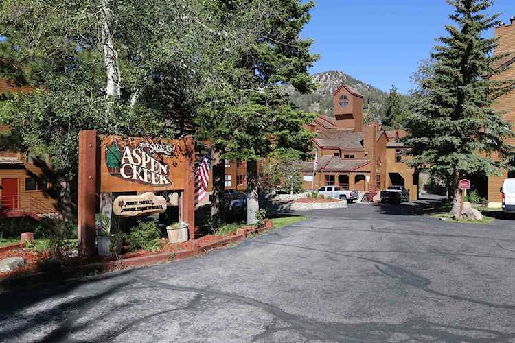 865 Majestic Pines Aspen Creek Condos #302 Mammoth Lakes, CA 93546