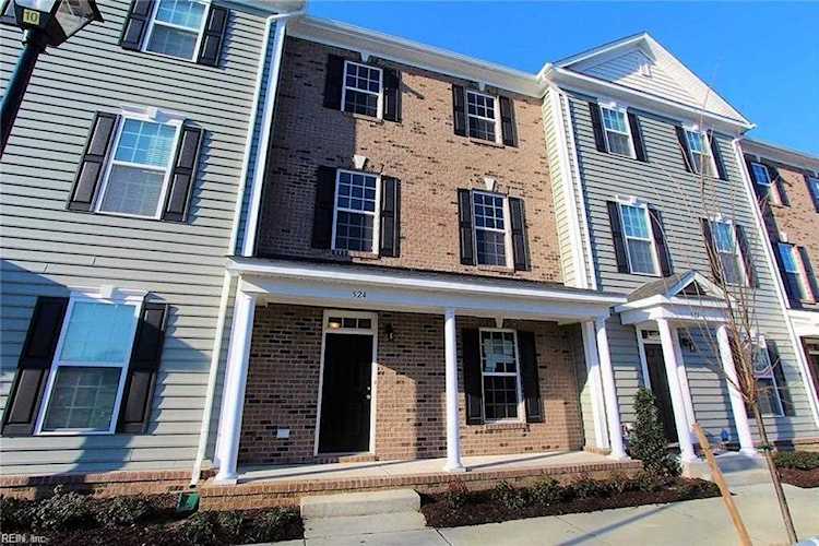 219 Runnel St Hampton, VA 23666