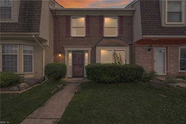968 Northwood Dr Virginia Beach, VA 23452