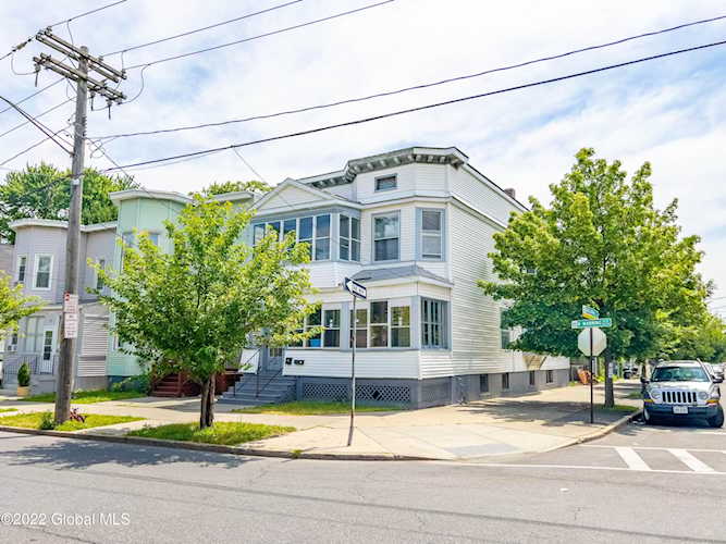 1 N Manning Blvd Albany, NY 12206 | MLS 202221736 Photo 1