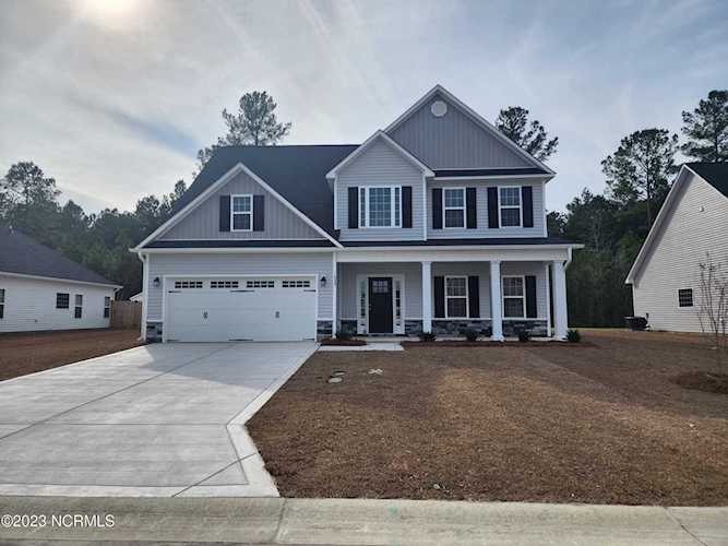1028 Mackerel Manor New Bern, NC 28562