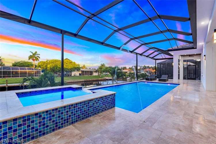 5333 Bayshore Ave Cape Coral, FL 33904