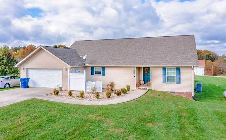 398 Wyan Rd London, KY 40744 Photo 1