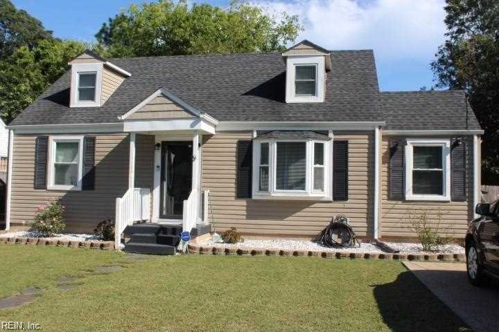 9 Albemarle St Portsmouth, VA 23707