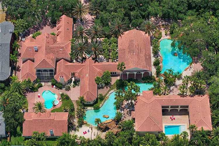 3010 Oakmont Dr Clearwater, FL 33761