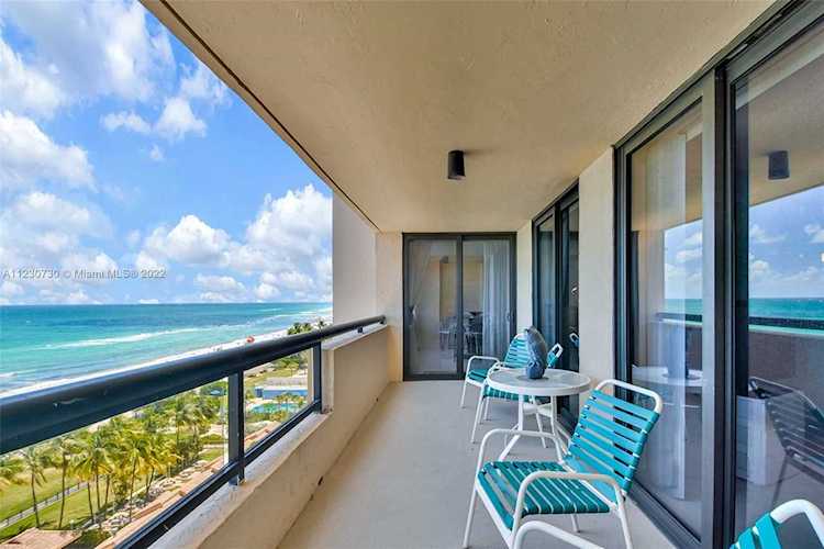 2555 Collins Ave #1103 Miami Beach, FL 33140