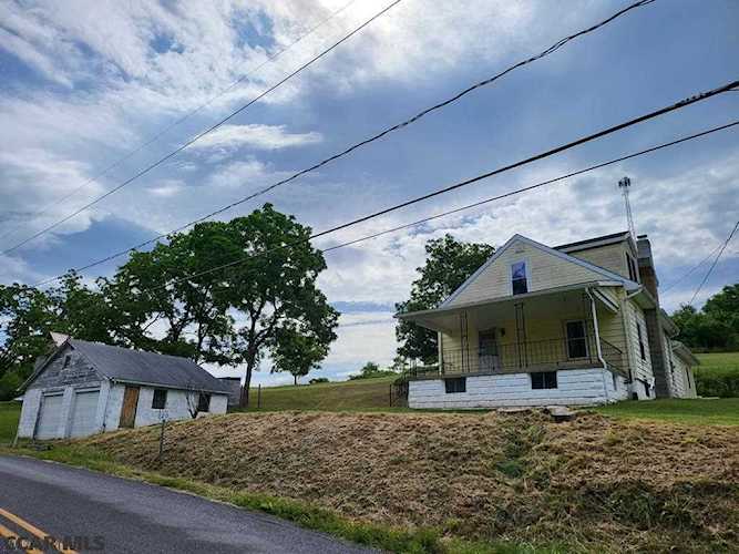 270 Bell Tip Road Tyrone, PA 16686 | home for sale | KBB Photo 1