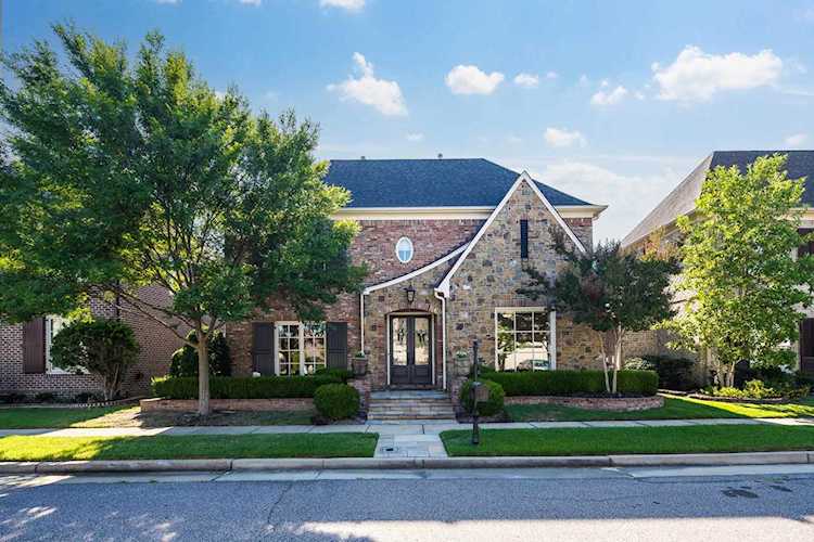 1878 E Enclave Hollow Ln Germantown, TN 38139